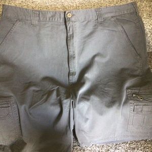 Wrangler Mens Cargo Shorts -size 40 NWT